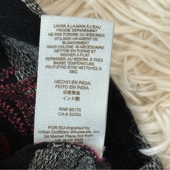 Free People multicolor Embroidered Crop Swing Tank Top XS cut out back cotton - Picture 8 of 9